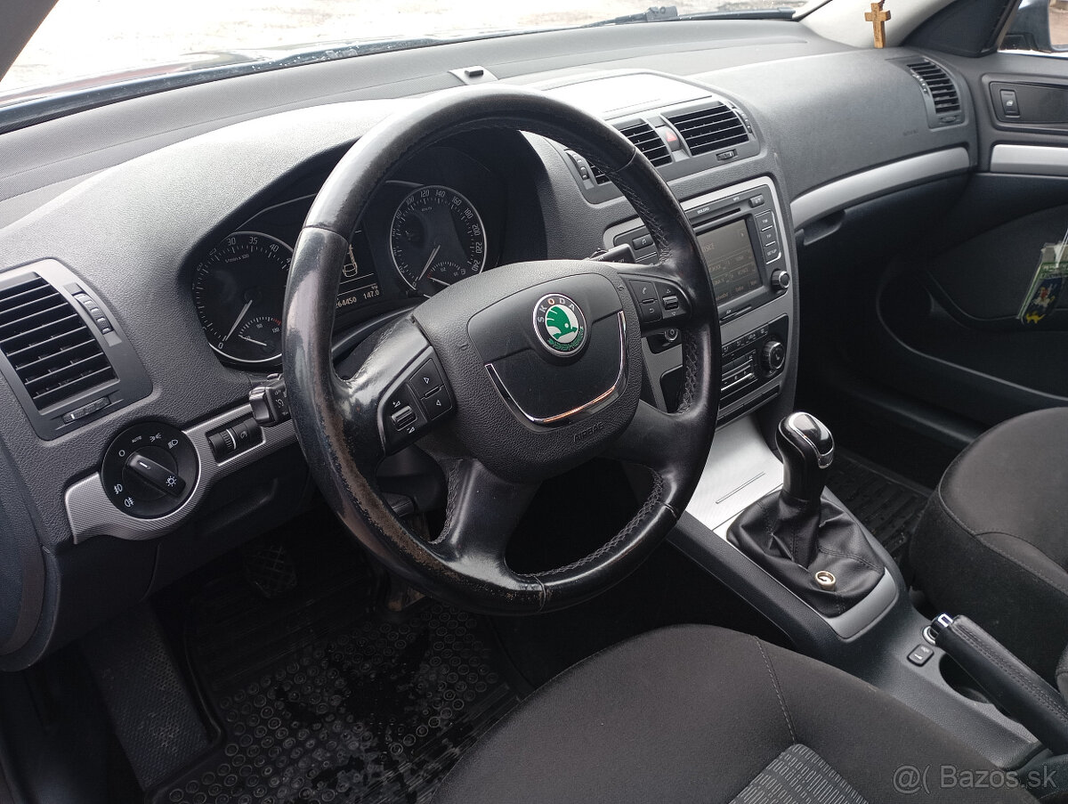 Predám Škoda Octavia 2 Facelift, 2.0 TDI 103kw, CFHC - 10