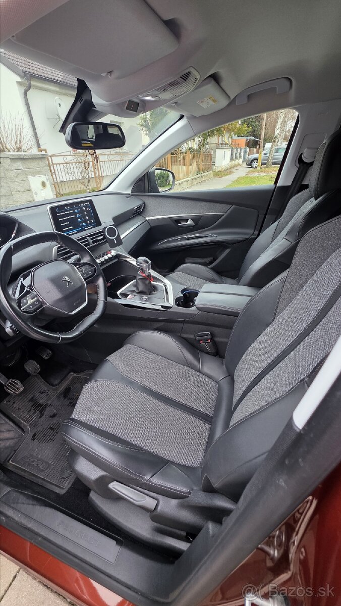 Peugeot 3008 1.2 PureTech - 10