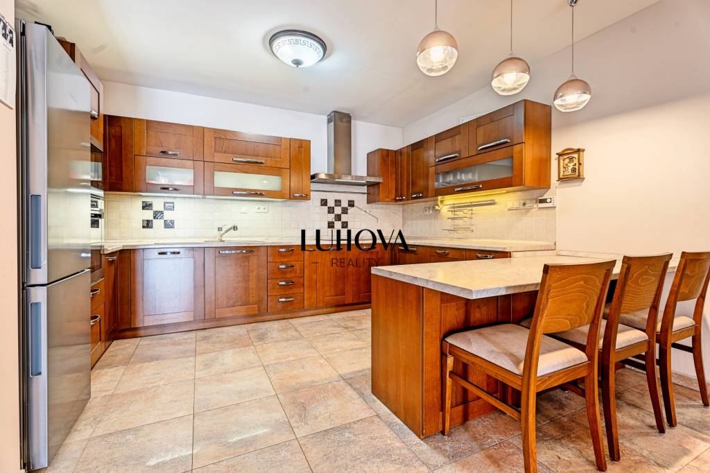 JEDINEČNÝ, NADŠTANDARDNÝ 4-izbový byt - 10