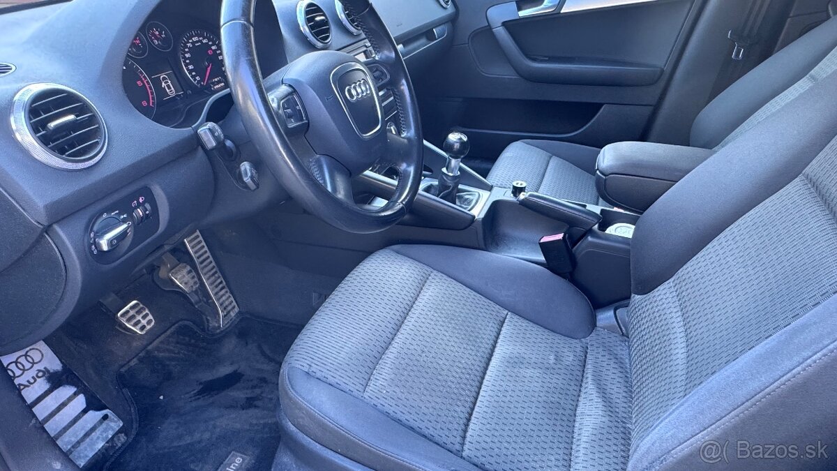 AUDI A3 SPORTBACK 1.6 TDI r.v. 2010 - 10