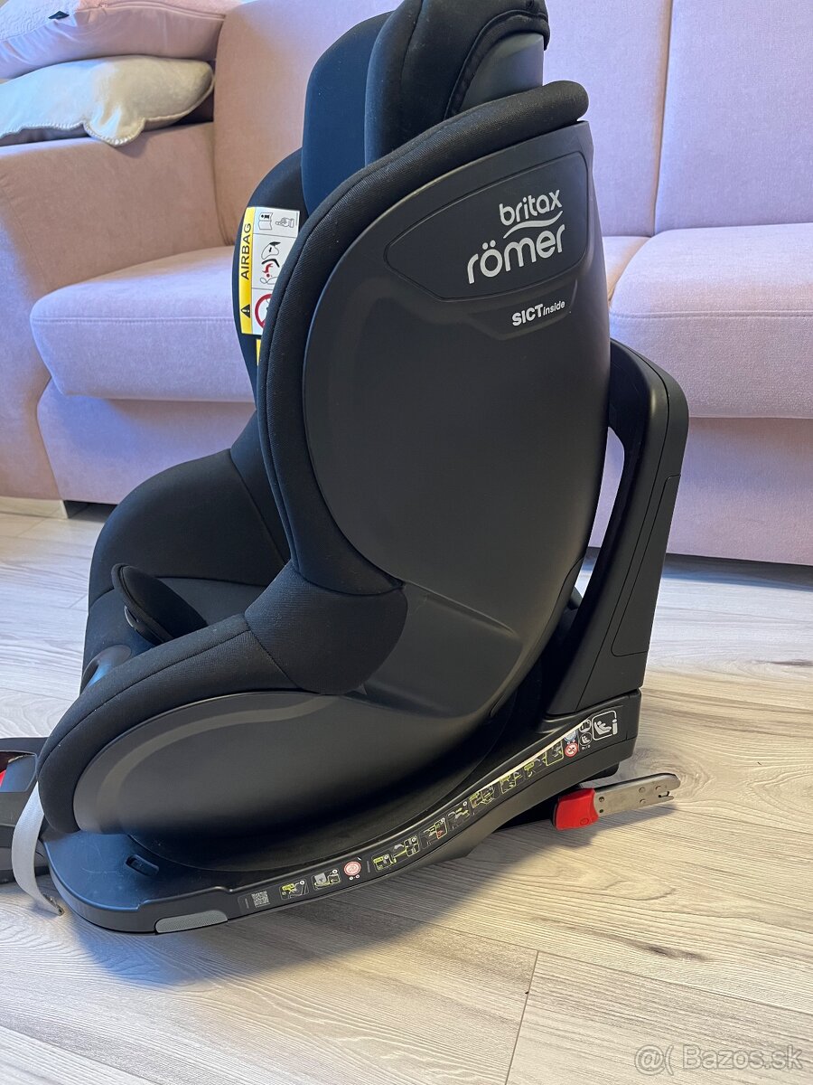 Britax Romer Dualfix M i-size čierna - 10