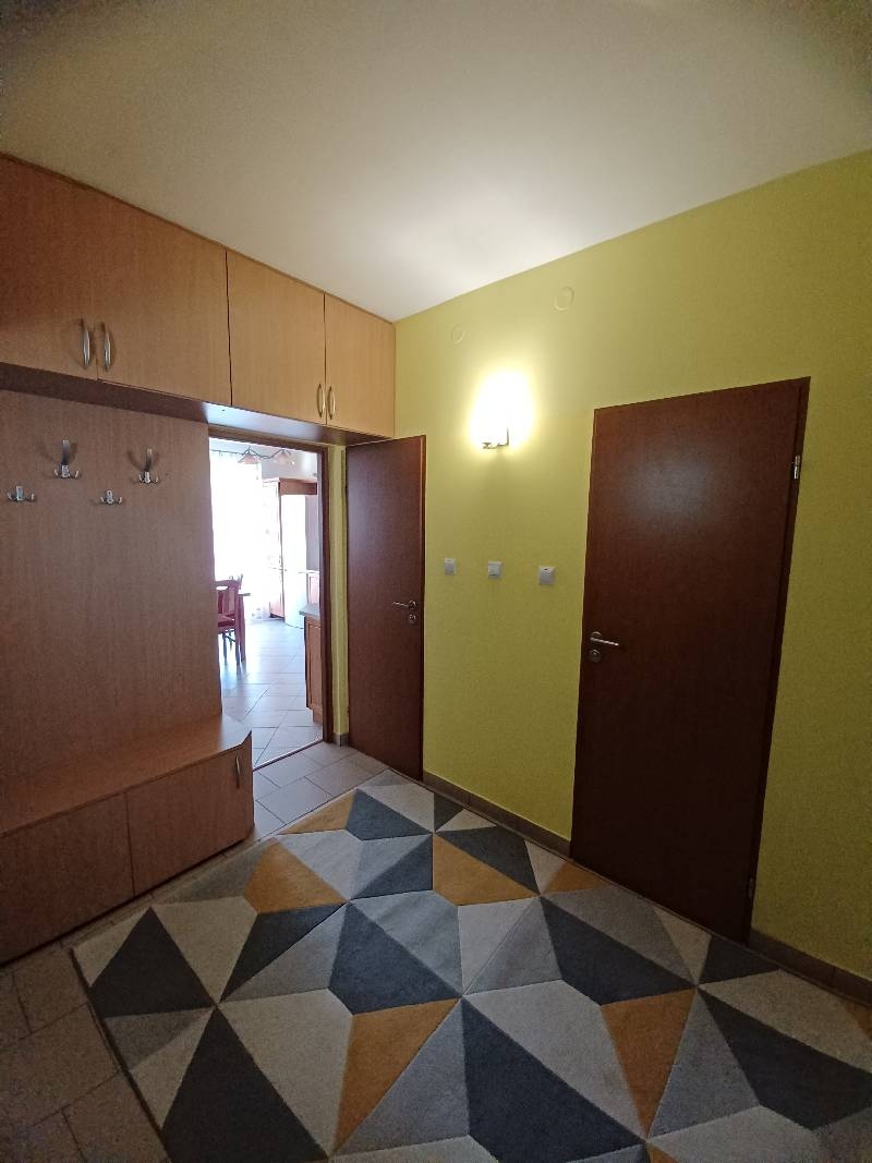 Slnečný 2 izb. byt - prerobený na 3 izbový - Žilina, Hájik.. - 10