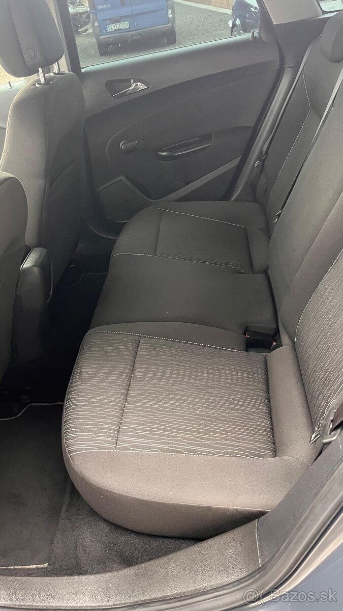 Opel Astra J 2013 / Nova STK EK - 10