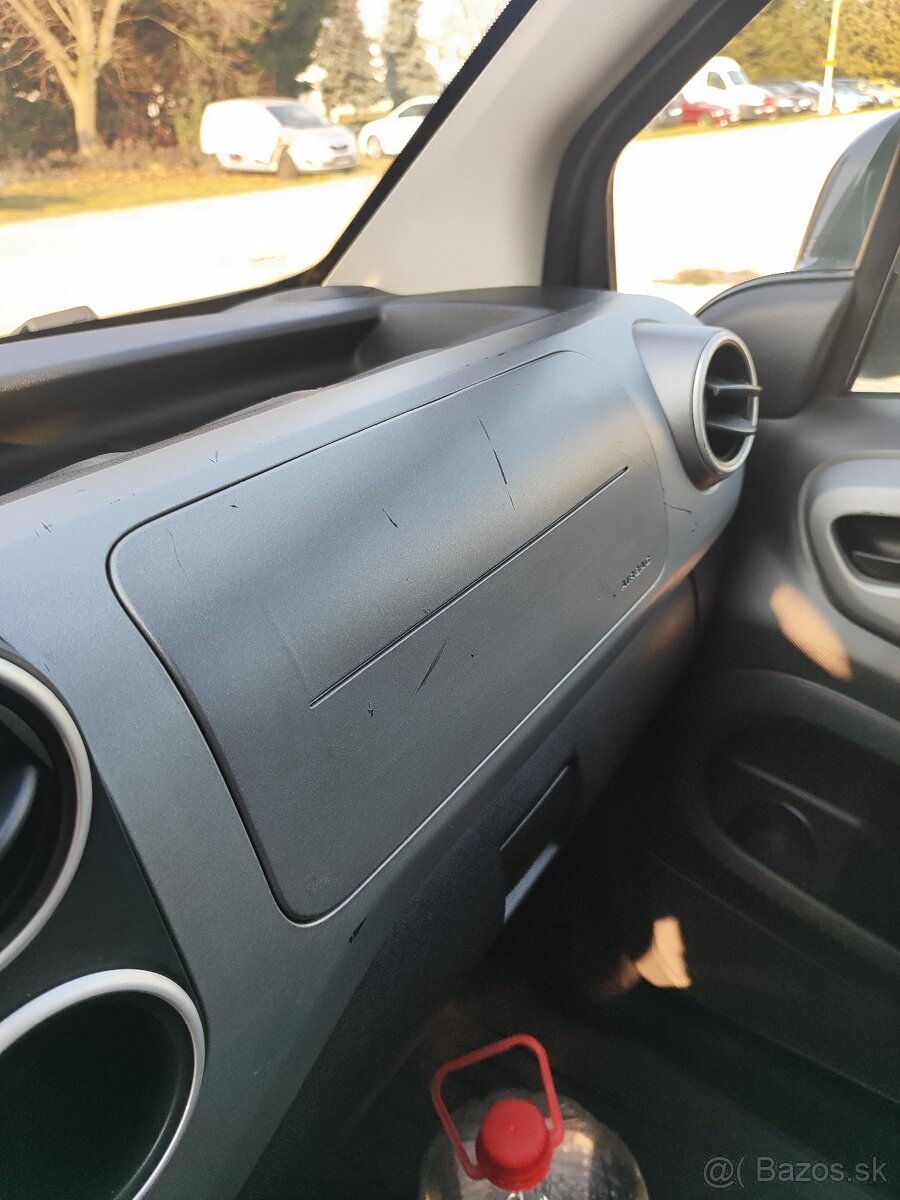 Peugeot Partner - 10