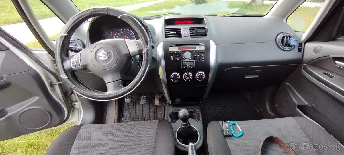 SUZUKI SX4 sedan 1,6vvti 79kw r.2010 - 10