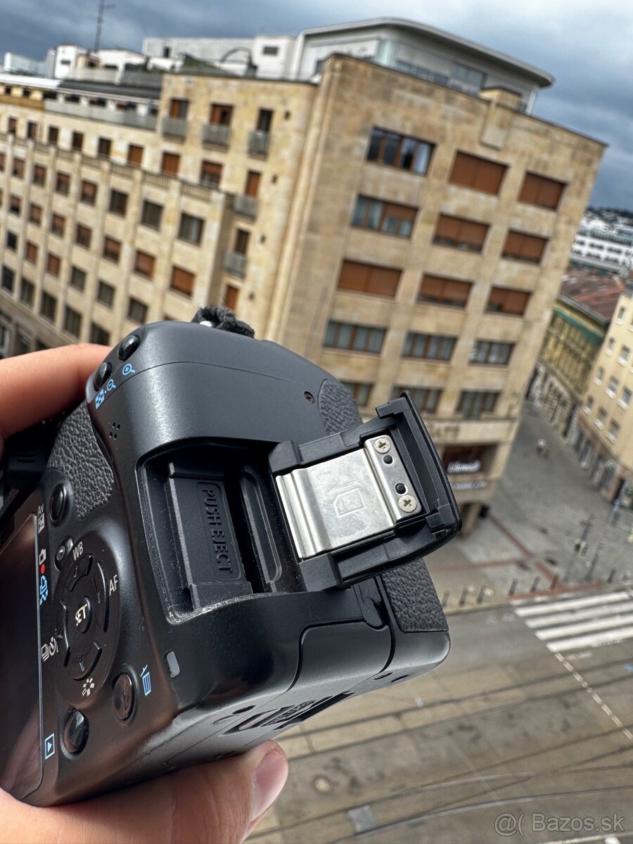 Predám Canon EOS 500D (telo) - 10