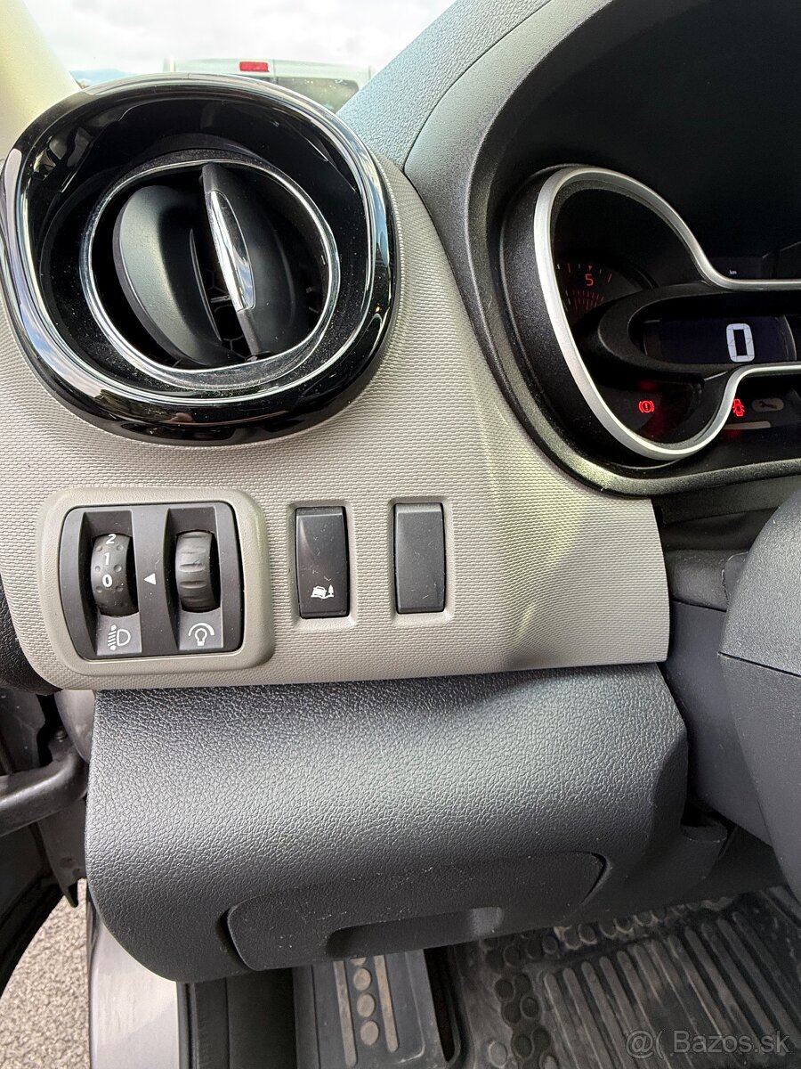 Renault trafic bus - 10