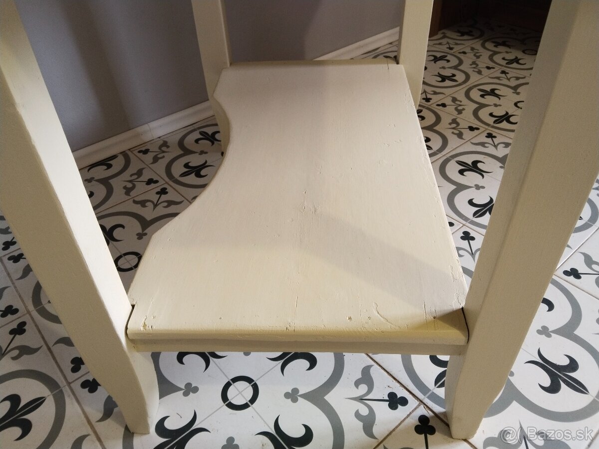 Starý stůl po renovaci - 10