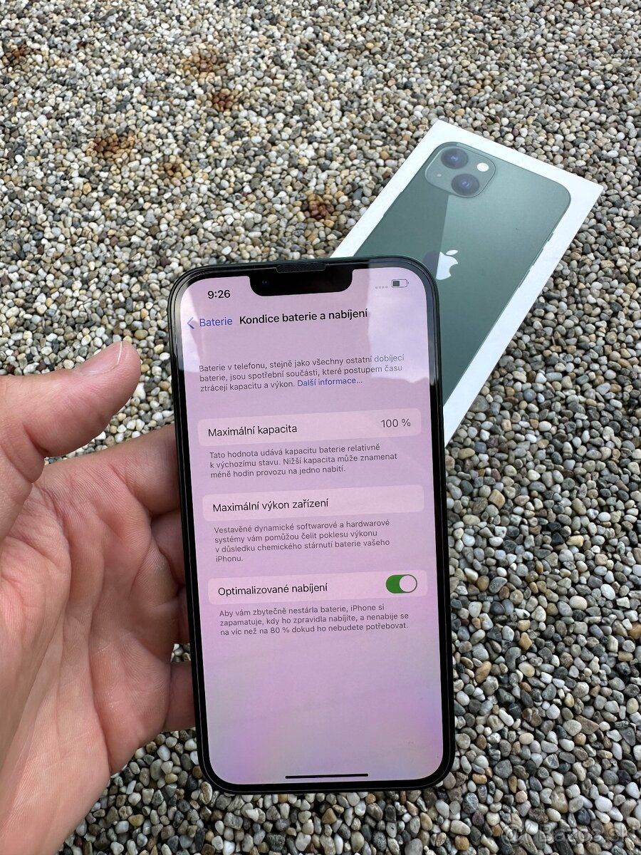 IPhone 13 - baterie 100% - 10