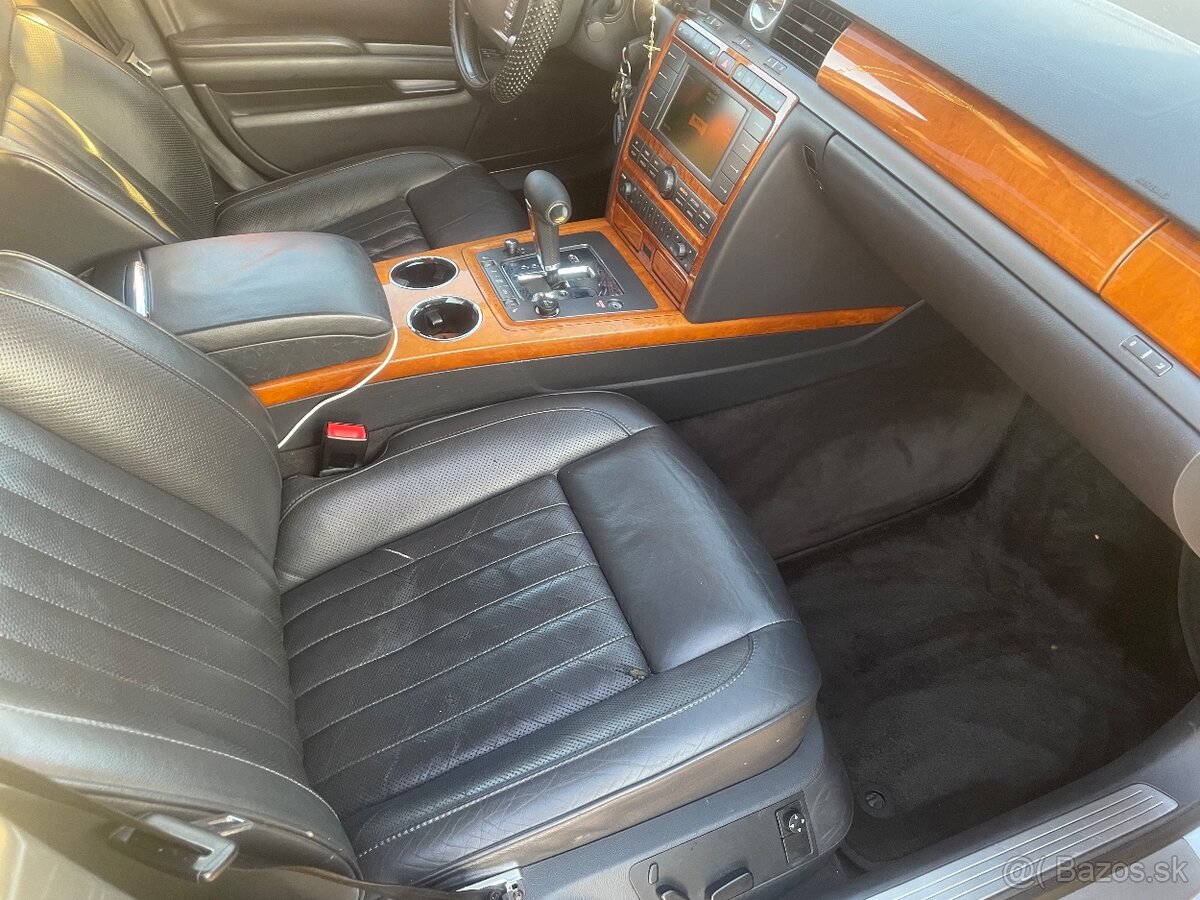 Volkswagen Phaeton 3.0 TDI V6 - 10