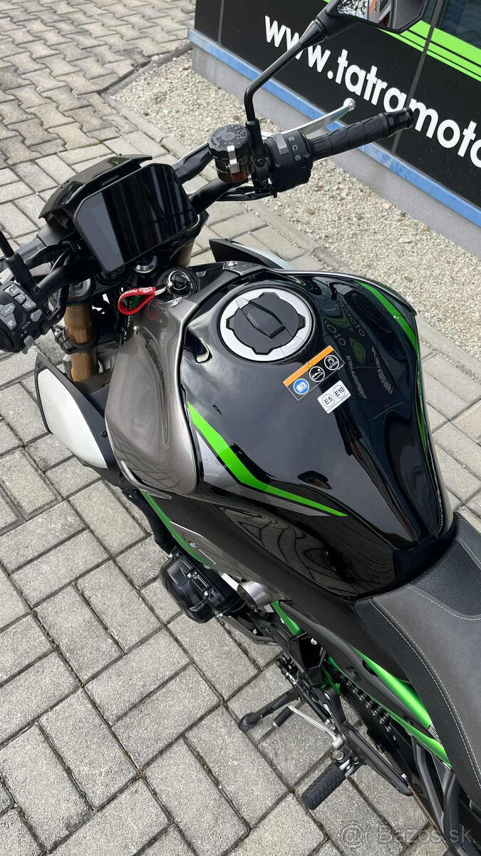 Kawasaki Z900SE 2025 - 2979 km - 10