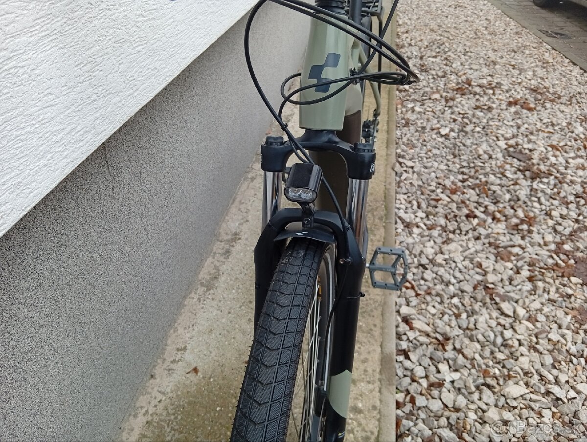 Predám elektro bicykel Cube Reaction Performance 500 28" - 10