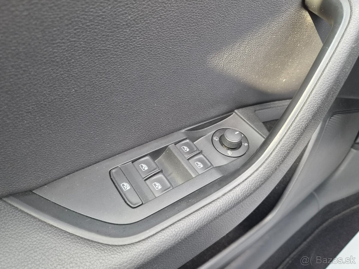 Škoda Superb Combi 1.6 TDI Ambition - 10