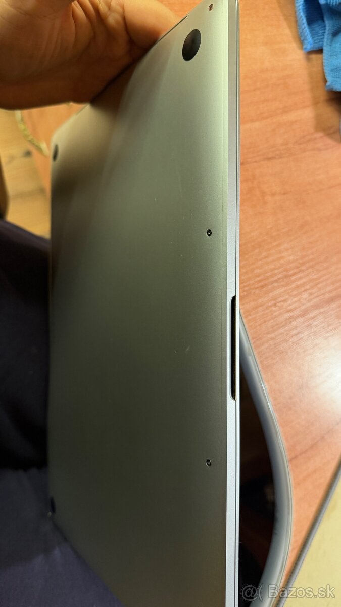 Predam macbook Pro 15" 2016 16gb 500GB Space Gray TOP STAV - 10