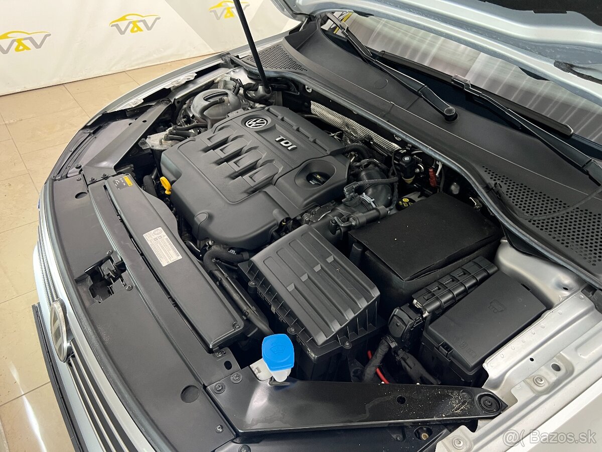 Volkswagen Passat Variant 2.0 TDI BMT Comfortline - 10