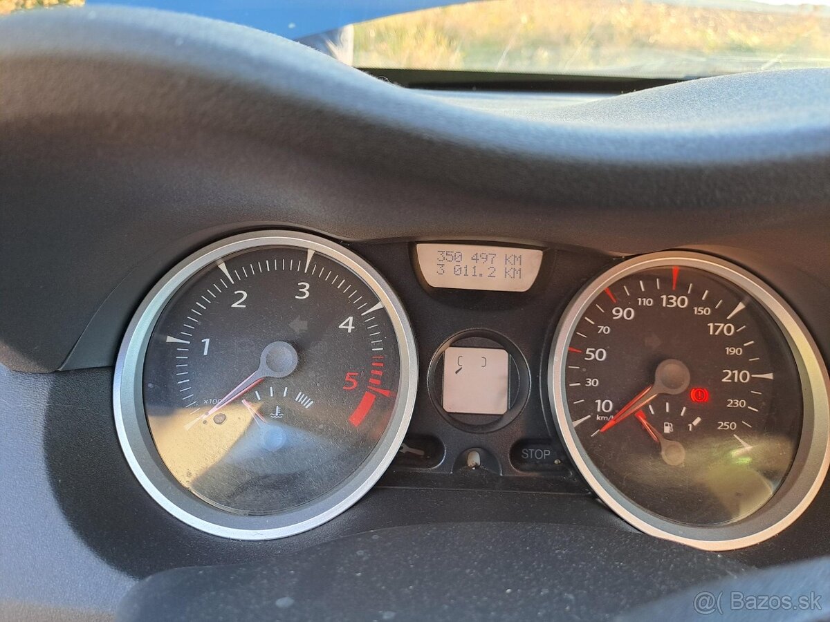 Renault MEGANE GRANDTOUR 2,0 dCI - 10