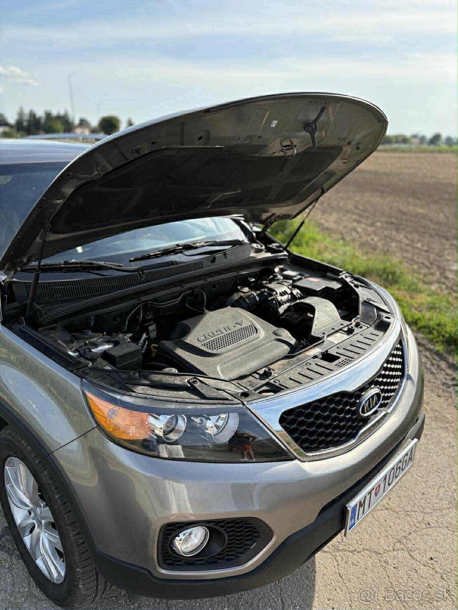 Kia sorento 2009 - 10