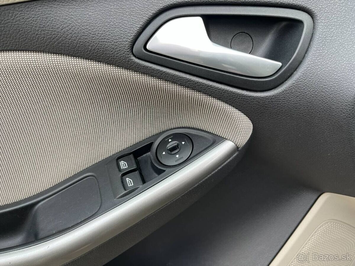 Ford Focus 1.0 EcoBoost - 10