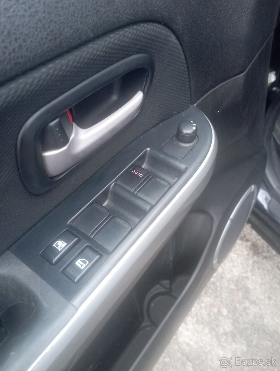 Suzuki Grand Vitara 1, 9 DDIS. - 10