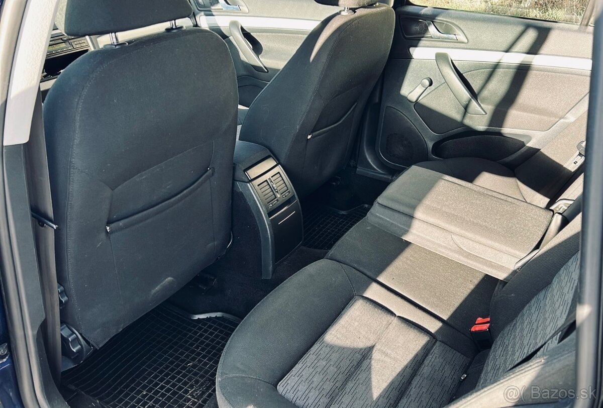 Škoda Octavia 2 facelift 1.6MPI 75kw - 10