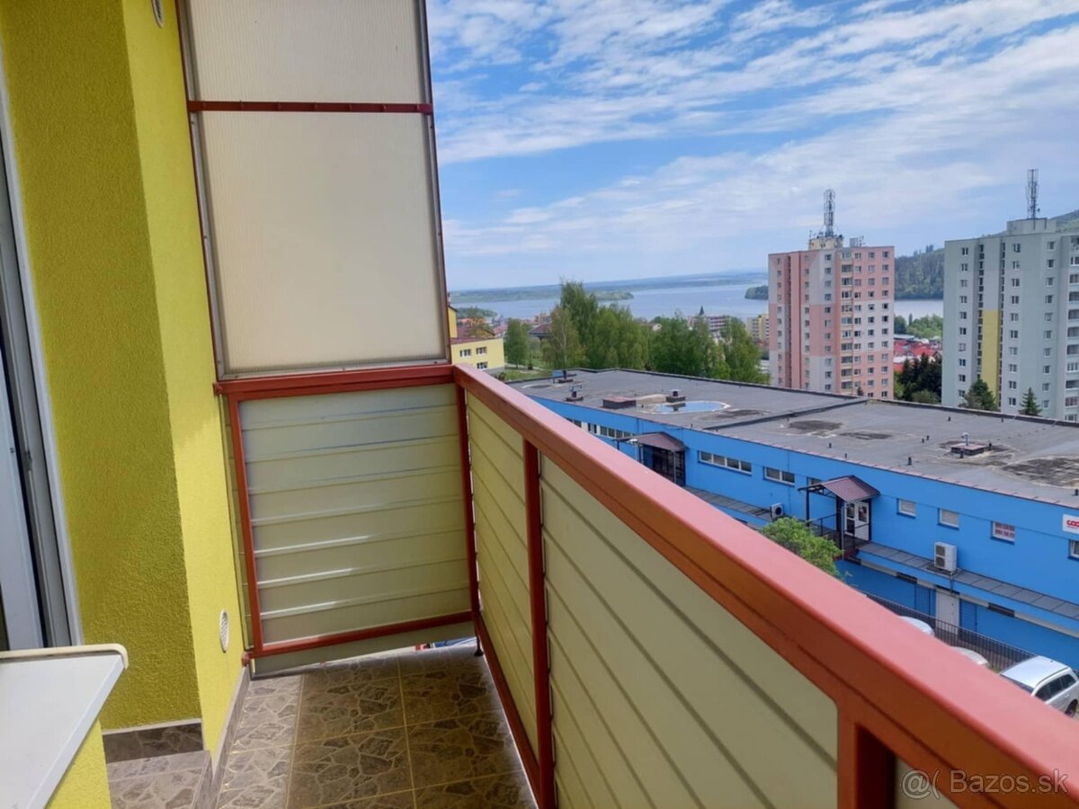 Prenajmem 1 izbový byt s balkónom - 10