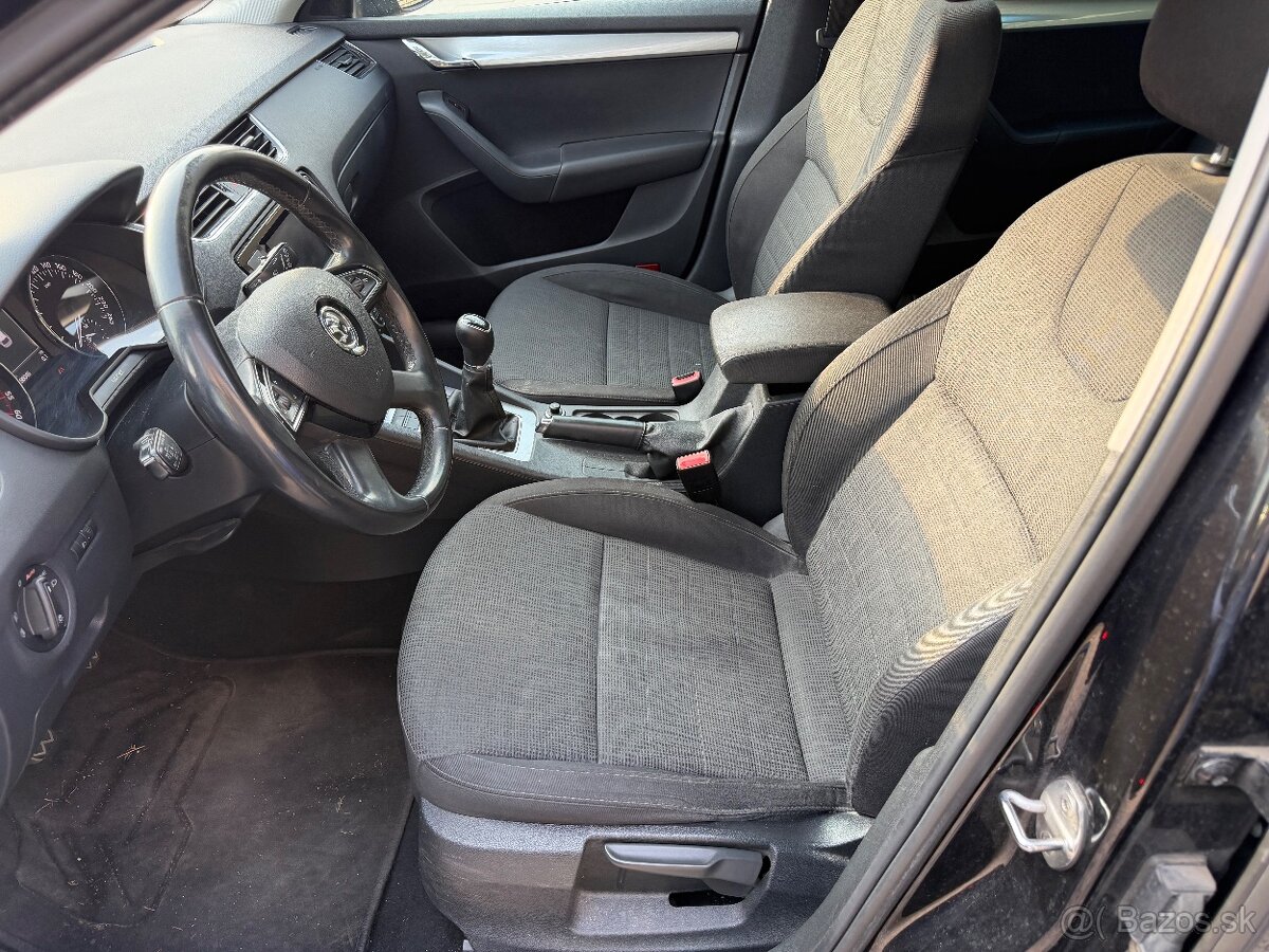Škoda Octavia 1.6 TDI 77kw - 10