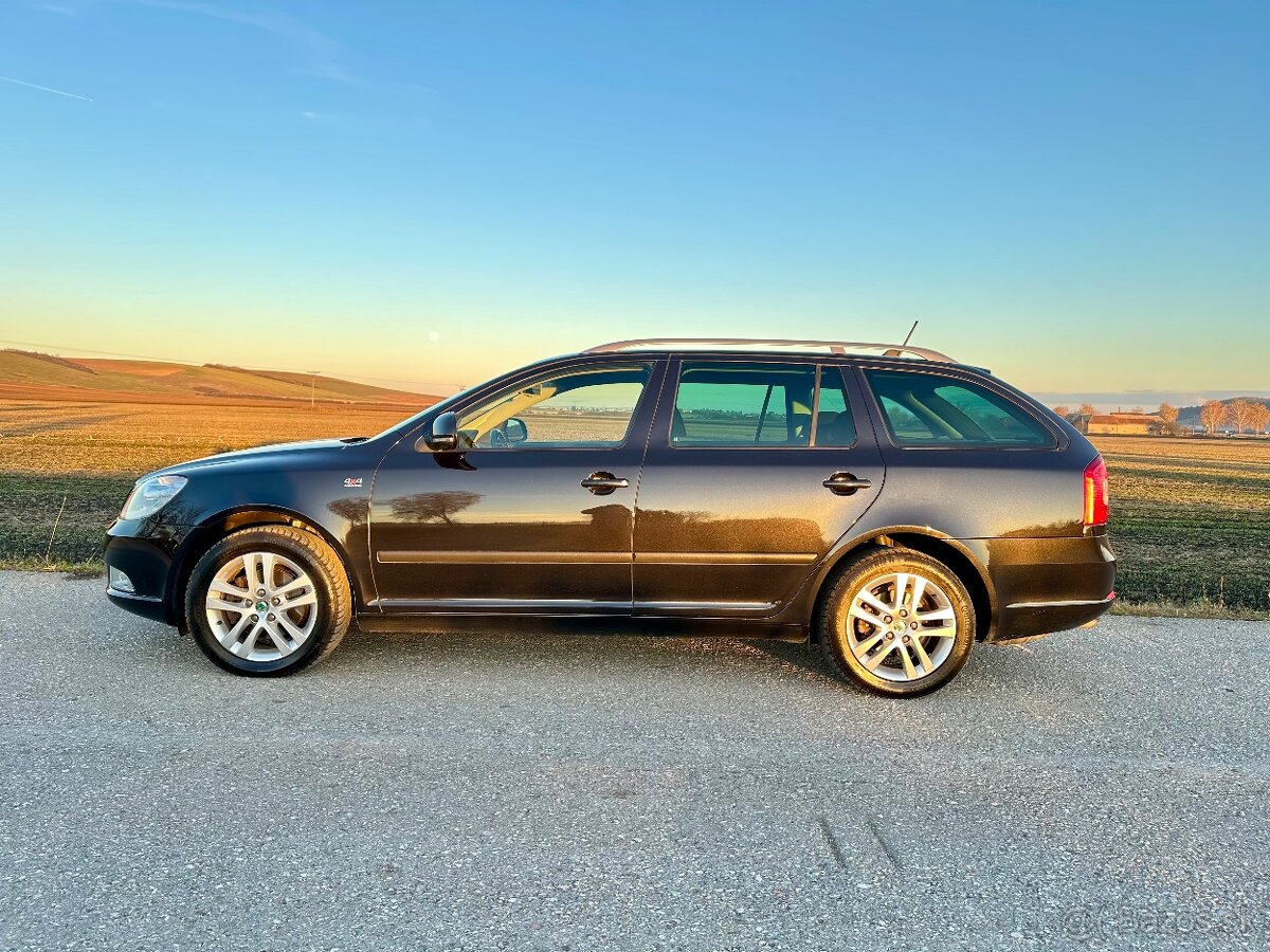 Škoda Octavia Combi 2.0 TDI CR Alldrive 4x4 DSG(103Kw-140Ps) - 10