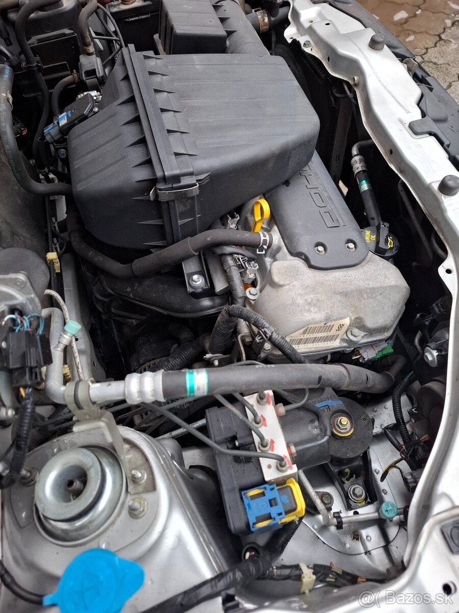 Suzuki Ignis 1,3 wwt 69 kw benzín r.v. 10.2008 - 10