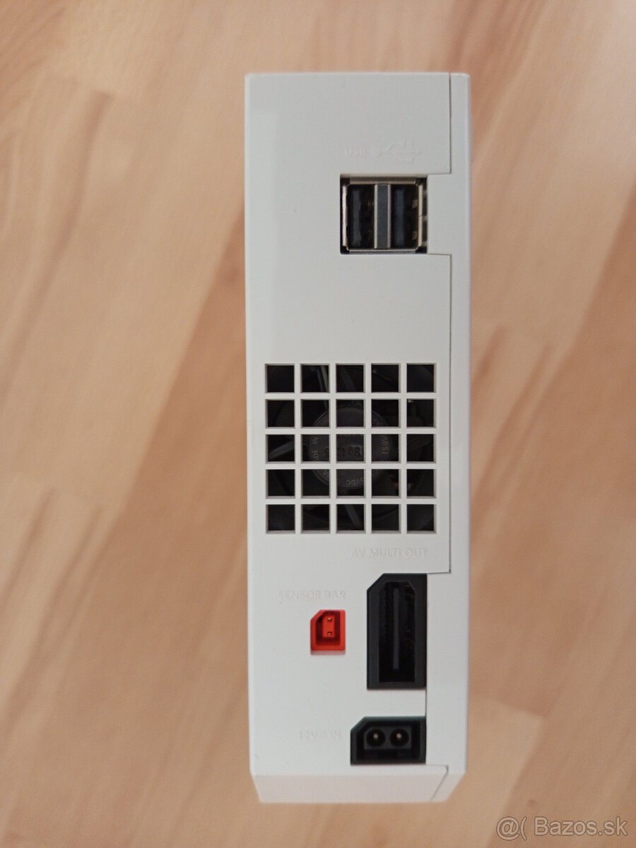 Nintendo Wii - 5 hier + bohaté príslušenstvo - 77€ + AKCIA - 10