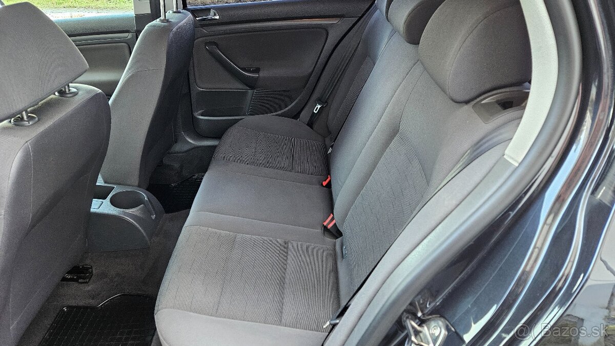 Volkswagen Golf 1.6 FSI Comfortline - 10