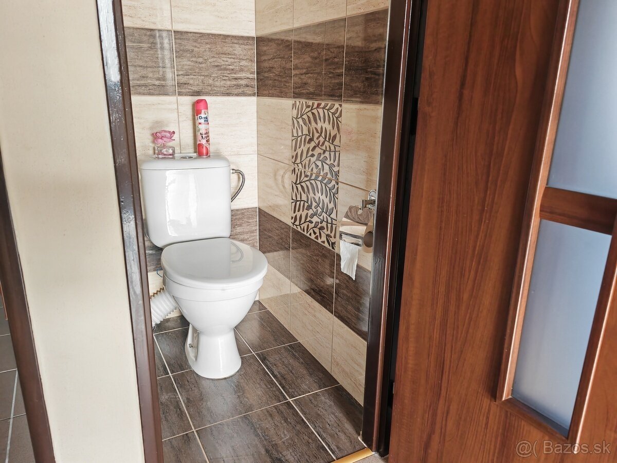 Prenájom 2,5 izbového bytu v RD v Topoľčanoch - 10