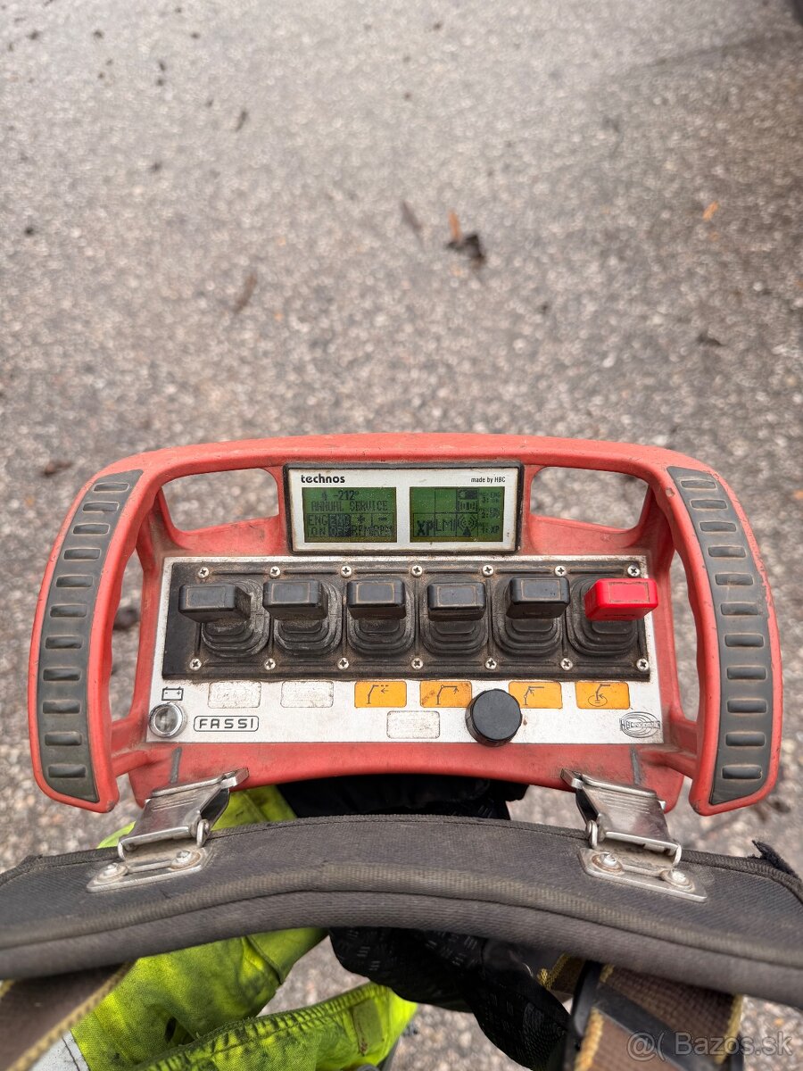 MAN TGL 12.250 hákový nosič kontejnerů + Fassi F105XP - 10