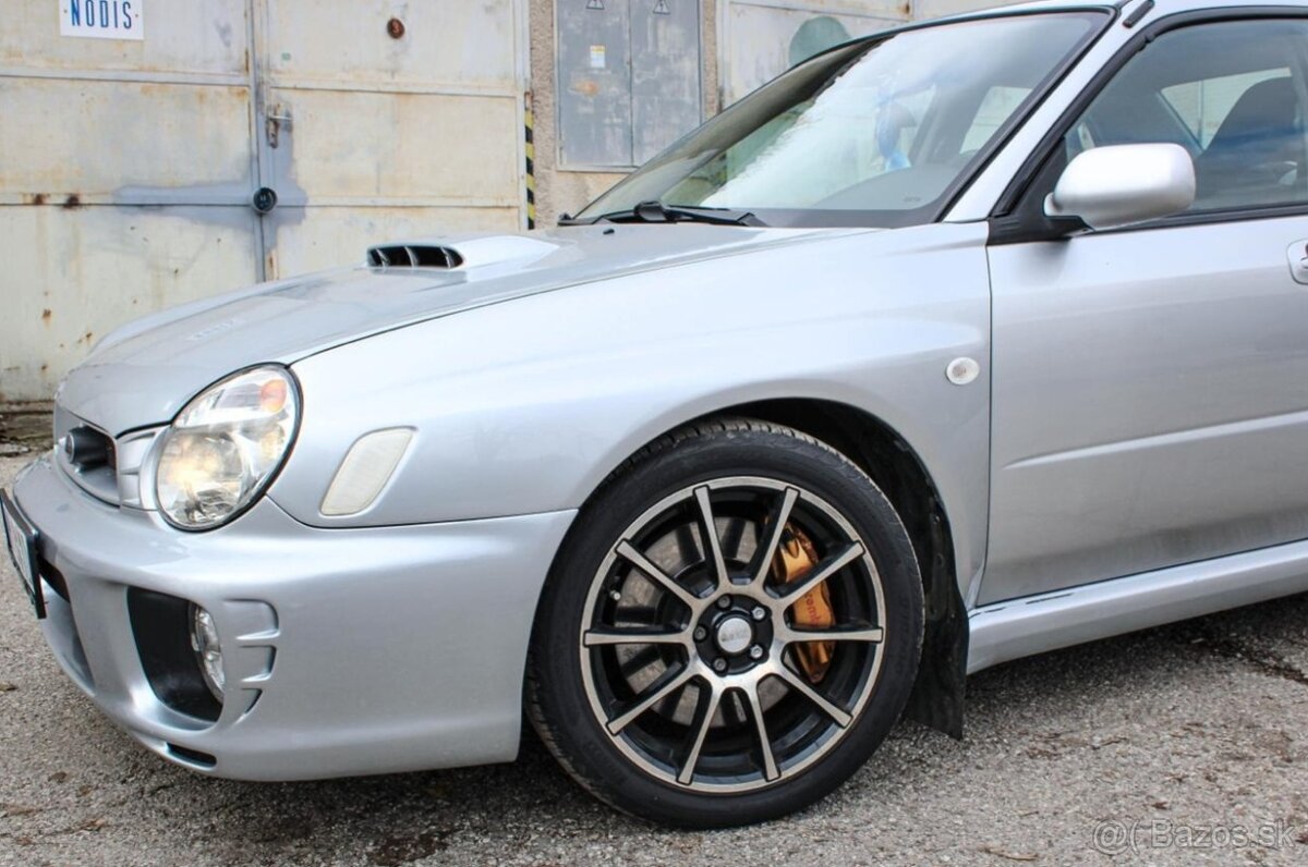 Subaru Impreza 2.0 WRX - 10
