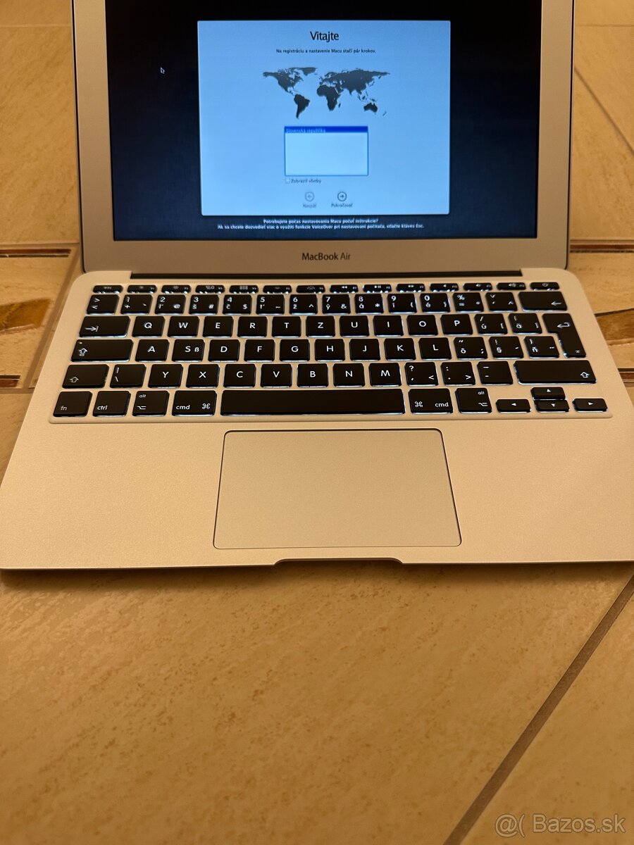 Apple MacBook Air 11- palcový TOP stav - 10