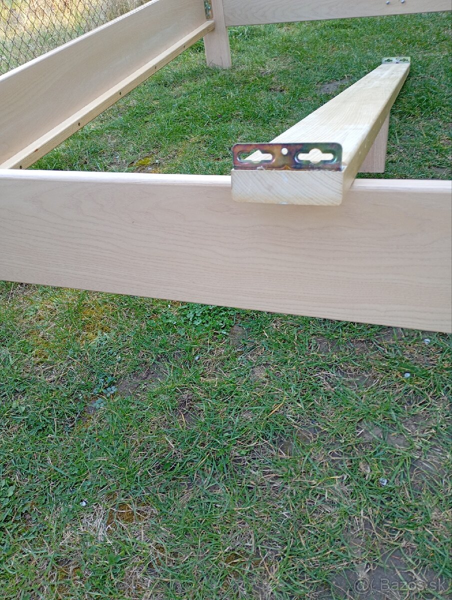 Manželská posteľ - 10