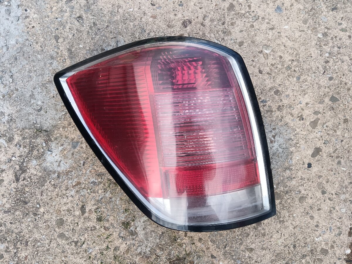 Predam na Opel astra H predne a zadne svetla - 10