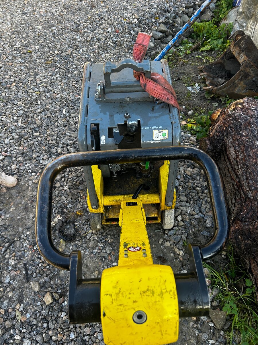 Požičiam Bager, dumper, vibračnu žehličku a vozík - 10