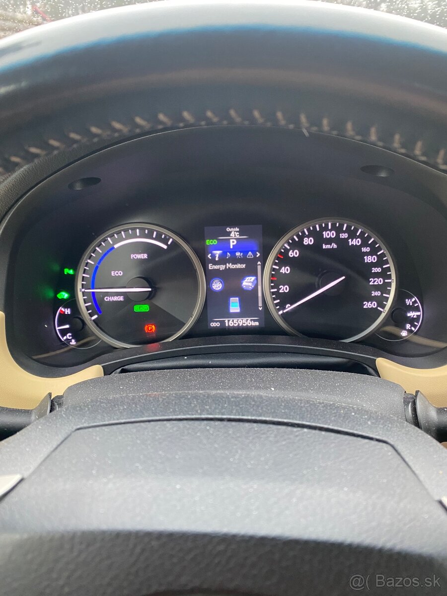 LEXUS NX 300h 4C4 - 10