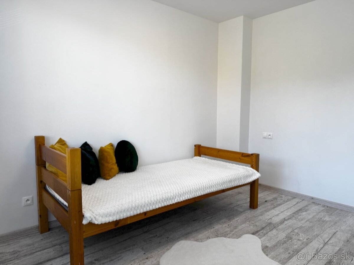 NA PRENÁJOM veľkometrážny 3-izbový byt, Prievidza - 10