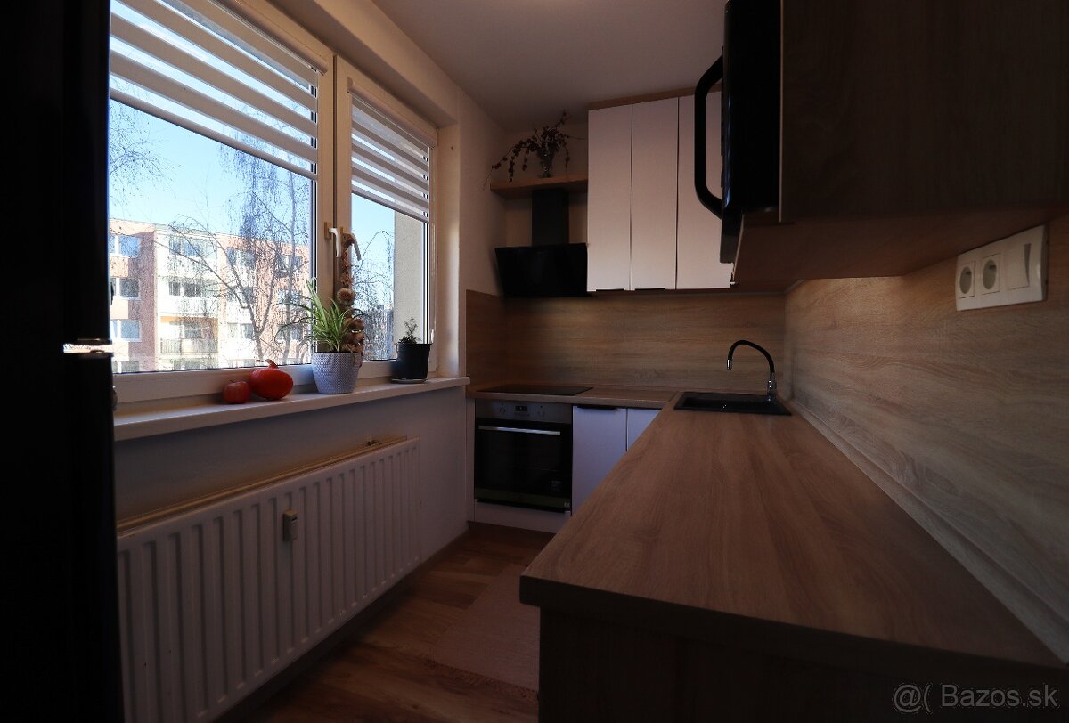 3 izbový byt (68m2) po rekonštrukcii, Svätoplukova Poprad - 10