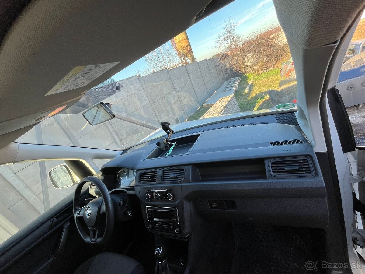 Osobní užitkové vozidlo Volkswagen Caddy - havarované - 10