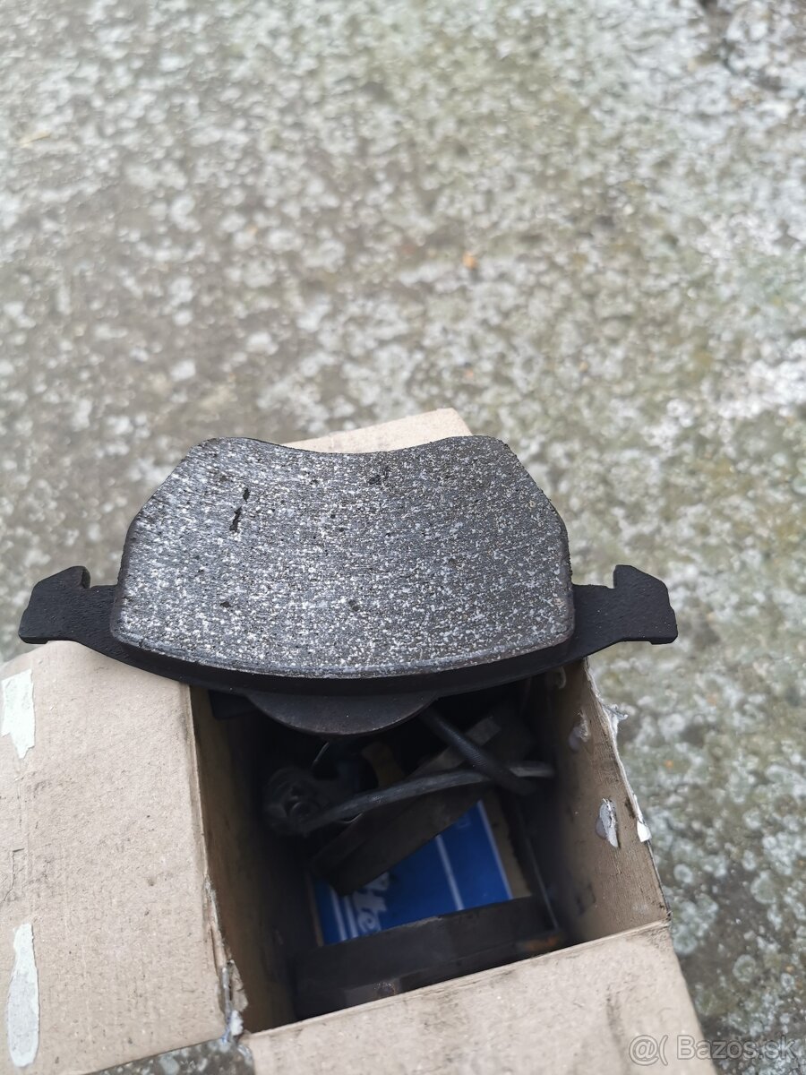 Audi a4 b7 diely - 10