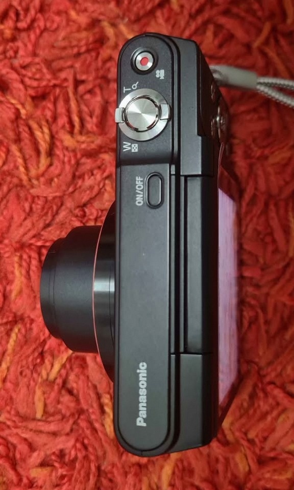 Panasonic Lumix DMC-SZ10 - 10