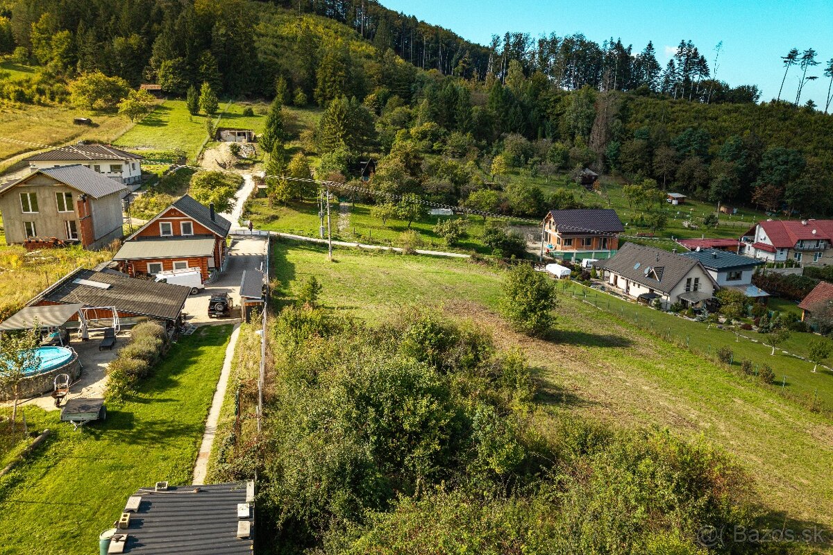 1542 m2 Pozemok - 10