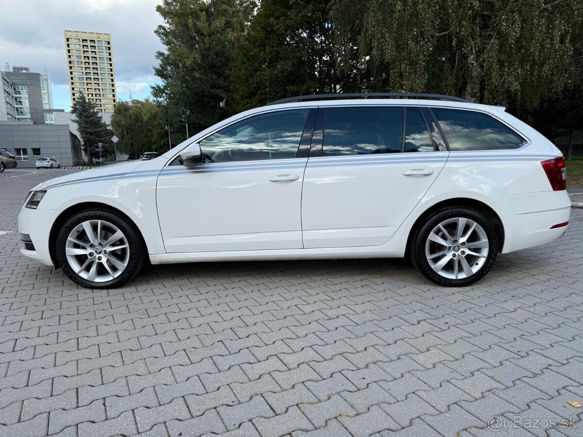 🤍Škoda Octavia Combi 2,0 TDI Style DSG 7 - 10