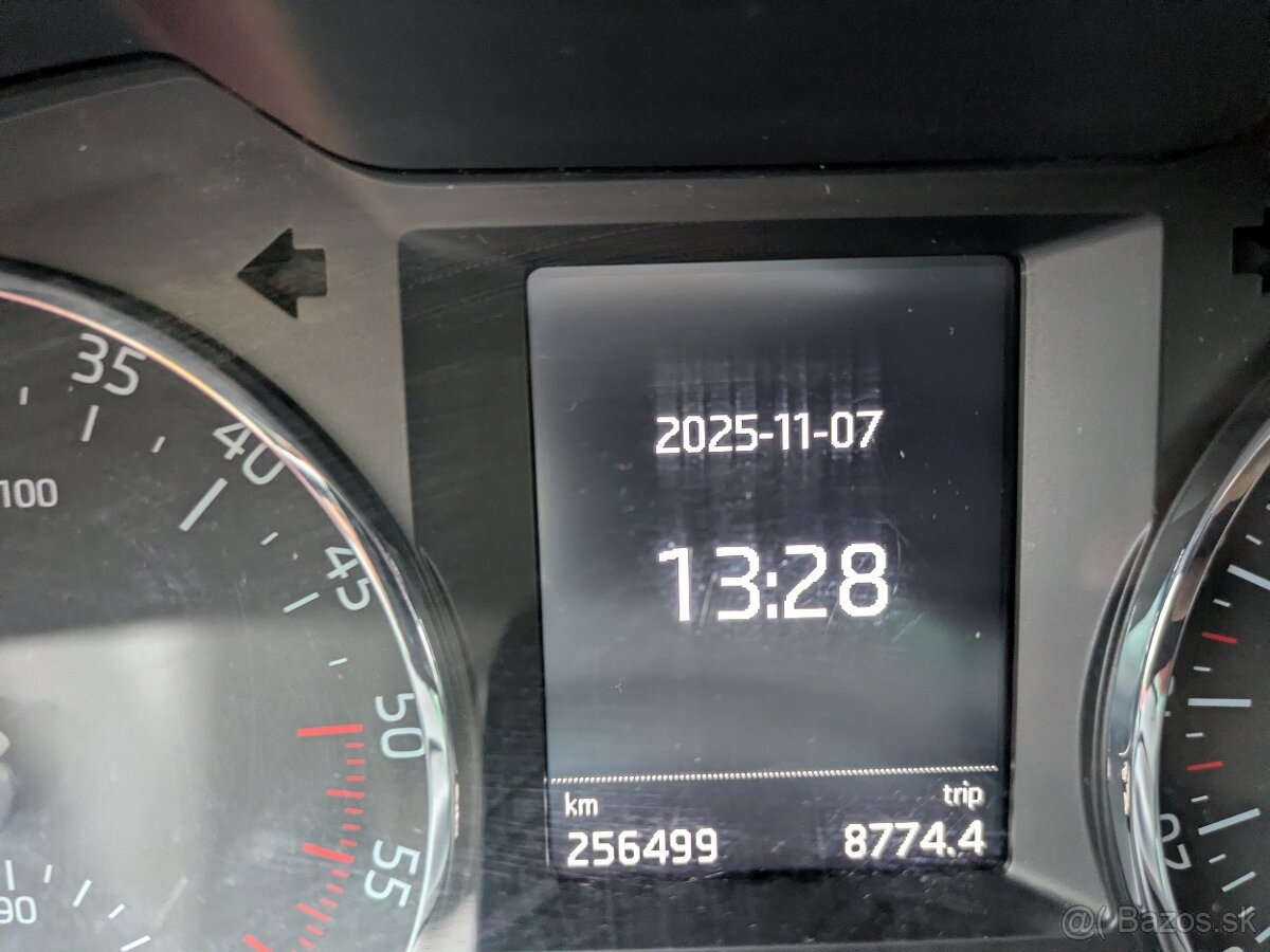 Škoda Octavia 3 kombi 2.0 TDI, 110 kW - 10