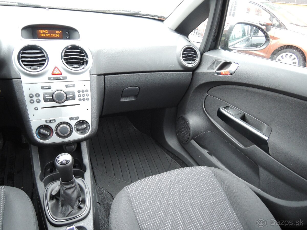 Opel Corsa, 1,2 i ČR 1.maj. 44tkm 2012 - 10