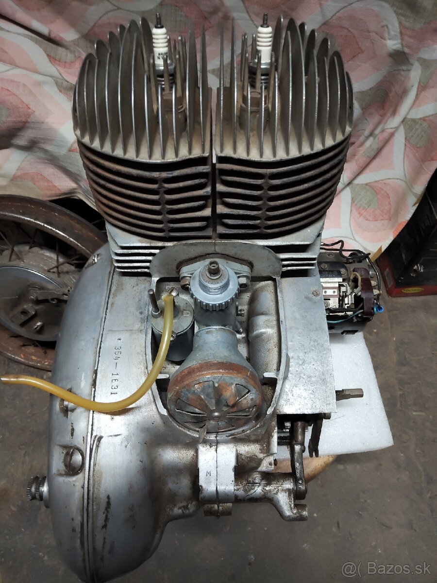 Jawa 350 typ 354 motor - 10