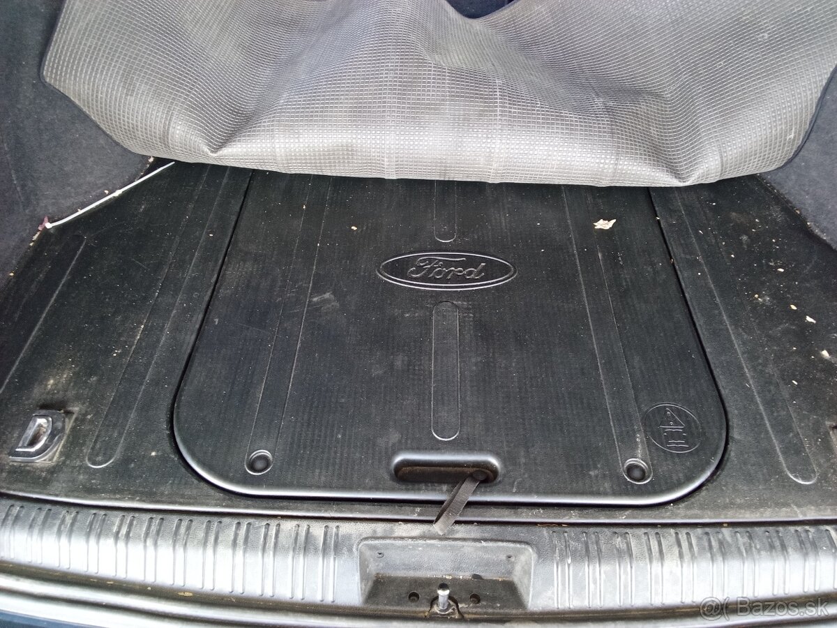 Ford Mondeo - 10
