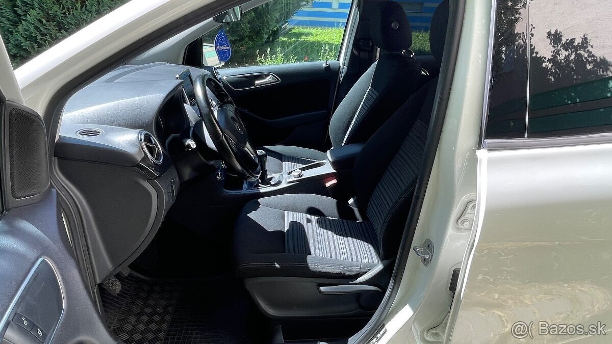 Mercedes-Benz w246 B180 cdi Executive - 10